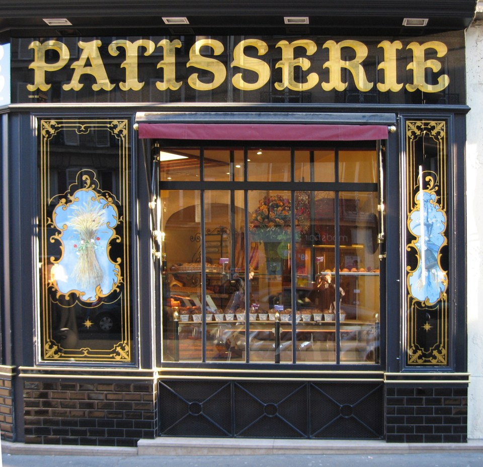 Enseigne Bandeau "Patisserie" rue de Rennes Paris